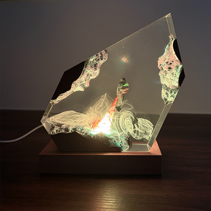 Resin Art Lamp - Bilimkurgu Anime Figürü Organizma Reçine Masa