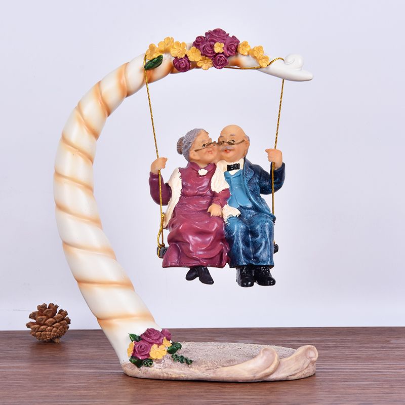 Çin Salıncağı Yaşlı Çiftler Re - Resin Art Decoration Items incelemesi ve fiyatı